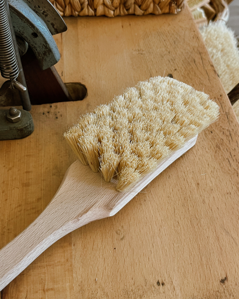 Klosettbürste KLASSIK / Holz flach, geölt, Fibre natur